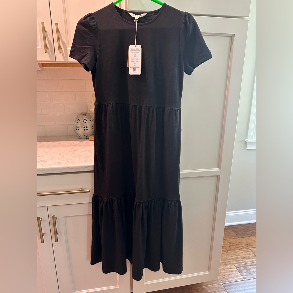 Boden new with tags Black Midi Dress!
